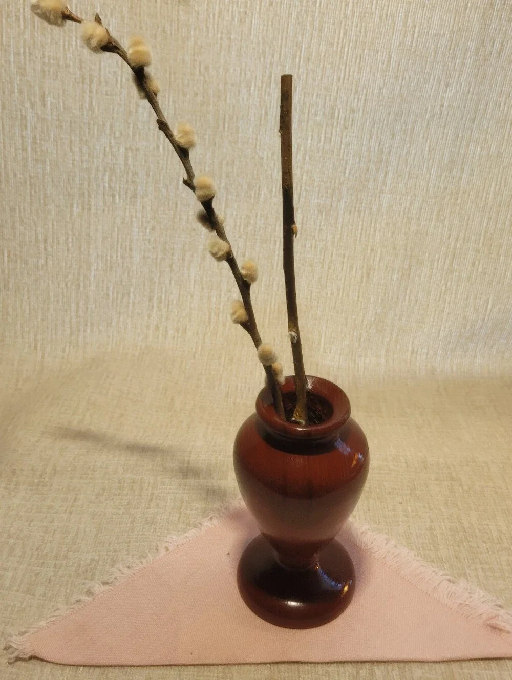 Vintage Spanish Hand-Turned Wood Bud Vase – Artesanía de Guipúzcoa Basque Art